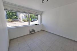 Flats / Apartments for rent - 1 room - 23 m2 - PLOERMEL - (56800)