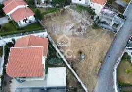 Building Land in Pedome – 696m² | Excellent location