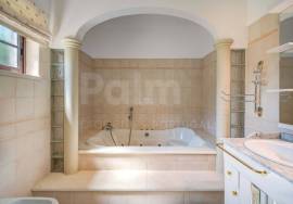 Charming 5-Bedroom Villa with Pool & Panoramic Views | Salicos