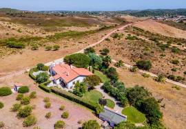 Country Home/Ranch with 2.8 Hectares and Jacuzzi near the Beach | Vila do Bispo, Algarve