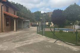 Villa with pool for sale in Valluercanes