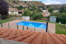 Villa with pool for sale in Valluercanes