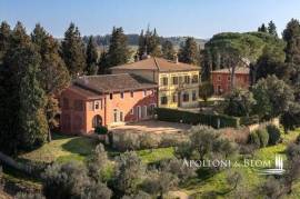 Chianti Historical Mansion with organic Vineyards, Florence – Tuscany
