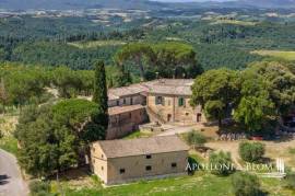 The Convent with vineyards, oil, truffle in Siena - Tuscany