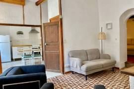 Renovated Village House With 3 Bedrooms, 2 Bathrooms, A Large Garage And A Private Sunny Terrace.