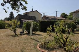 Detached Hamlet House with Pool for Sale - Vaulry - 87