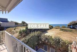 Detached Villa with Open Sea Views