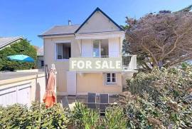 Detached Villa with Open Sea Views