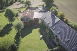 Detached Country House with Outbuilding