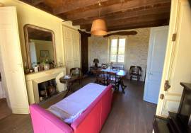 Detached Country House with Open Views & Outbuilding