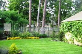 Detached house for sale in Jurmala, 260.00m2