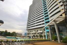 Cha Am Condotel: 4 Bedroom Condo Beach Front For Sale