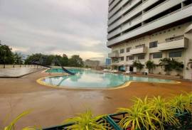 Cha Am Condotel: 4 Bedroom Condo Beach Front For Sale