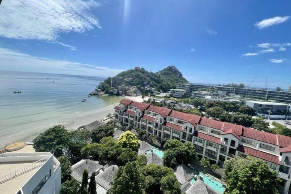 Hua Hin Seaview Paradise: Incredible 72 SQM For Sale