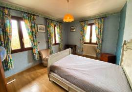 Maison sur sous-sol proche Villereal