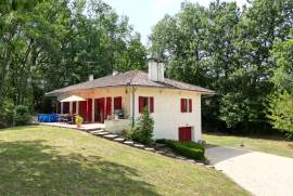 Maison sur sous-sol proche Villereal