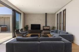 Modern 4 Bedroom Bungalow- Geroskipou, Paphos