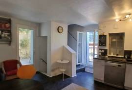 Charming Fully Renovated Village House With 2 Bedrooms And Delightful Private Patio. Charming Fully Renovated Village House With 2 Bedrooms And Delightful Private Patio.