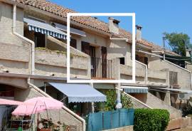 Pleasant First-Floor Apartment Within A Residential Complex With 2 Bedrooms, Large Mezzanine, Terrace And Garage Near The Canal Du Midi Pleasant First-Floor Apartment Within A Residential Complex With 2 Bedrooms, Large Mezzanine, Terrace And Garage Near The Canal Du Midi