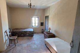 A Very Charming Village House Full Of Character, Requiring Completion Of Renovation Work, With 146 M2 Of Living Space. A Very Charming Village House Full Of Character, Requiring Completion Of Renovation Work, With 146 M2 Of Living Space.