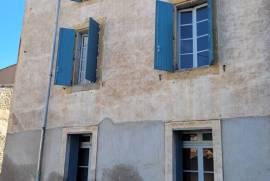 A Very Charming Village House Full Of Character, Requiring Completion Of Renovation Work, With 146 M2 Of Living Space. A Very Charming Village House Full Of Character, Requiring Completion Of Renovation Work, With 146 M2 Of Living Space.