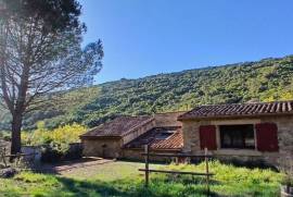 Former Stone Barn Entirely Converted With 105 M2 Of Living Space Offering 2 Bedrooms On A 7133 M2 Plot With Magnificent Views And Unique Setting