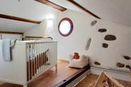 Former Stone Barn Entirely Converted With 105 M2 Of Living Space Offering 2 Bedrooms On A 7133 M2 Plot With Magnificent Views And Unique Setting Former Stone Barn Entirely Converted With 105 M2 Of Living Space Offering 2 Bedrooms On A 7133 M2 Plot With Magnificent Views And Unique Setting