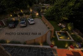 A Beautiful Property Comprising A Main Residence With Guest Rooms, Plus A Self-Contained Holiday Cottage, Set On 949 M2 Of Land. A Beautiful Property Comprising A Main Residence With Guest Rooms, Plus A Self-Contained Holiday Cottage, Set On 949 M2 Of Land.