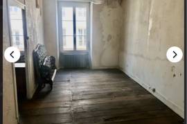 PRIVATE SALE - 3 Bed House with Shop Front - Le Dorat 87 PRIVATE SALE - 3 Bed House with Shop Front - Le Dorat 87