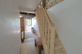 For Sale 3-Bed Country Home, Land and Barns THIAT (87) For Sale 3-Bed Country Home, Land and Barns THIAT (87)