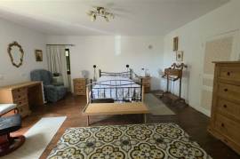 For Sale 3-Bed Country Home, Land and Barns THIAT (87) For Sale 3-Bed Country Home, Land and Barns THIAT (87)