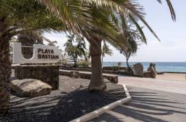Villa With Fabulous Sea And Garden Views
