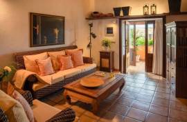 Exceptional Luxury Investment Property Exceptional Luxury Investment Property