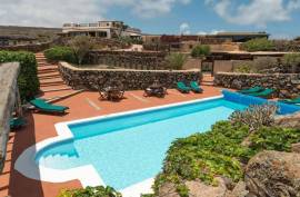 Exceptional Luxury Investment Property Exceptional Luxury Investment Property