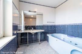 Detached house for rent in Riga district, 332.00m2 Detached house for rent in Riga district, 332.00m2