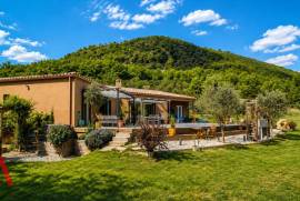 5 room, 140m2 House for sale in Joncels - 450 000 € * 5 room, 140m2 House for sale in Joncels - 450 000 € *