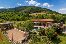 5 room, 140m2 House for sale in Joncels - 450 000 € * 5 room, 140m2 House for sale in Joncels - 450 000 € *