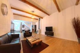 4 room, 140m2 Village house for sale in Lezignan la cebe - 270 000 € * 4 room, 140m2 Village house for sale in Lezignan la cebe - 270 000 € *