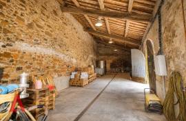 8 room, 205m2 House for sale in Gabian - 340 000 € * 8 room, 205m2 House for sale in Gabian - 340 000 € *
