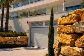 listing listing