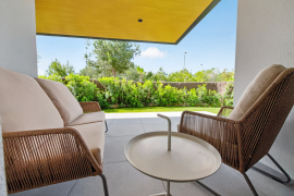 listing listing