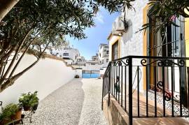 listing listing