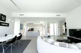 listing listing