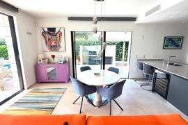 listing listing