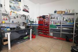 listing listing