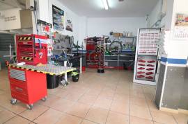 listing listing