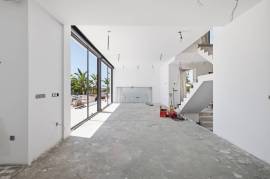 listing listing