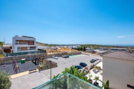 listing listing