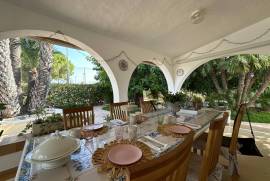 listing listing