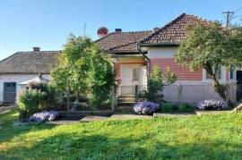 Estate of Properties & Land For Sale In Sārmas Romania